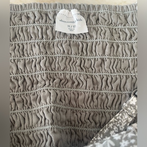 Abercrombie kids tank top size 11/12 - Picture 3 of 3